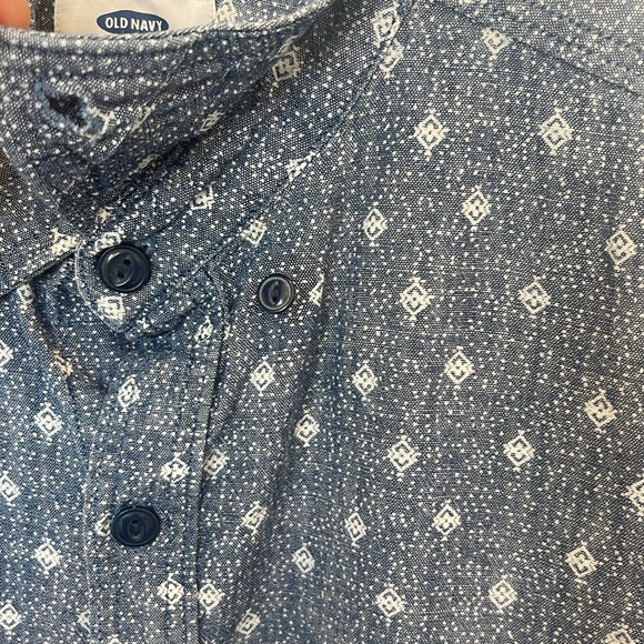 Old Navy Men’s Size Small Slim Fit Chambray Blue White Short Sleeve Button Shirt - Picture 3 of 5